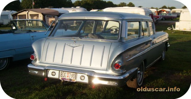 1958 Chevrolet Nomad 4d Station Wagon back